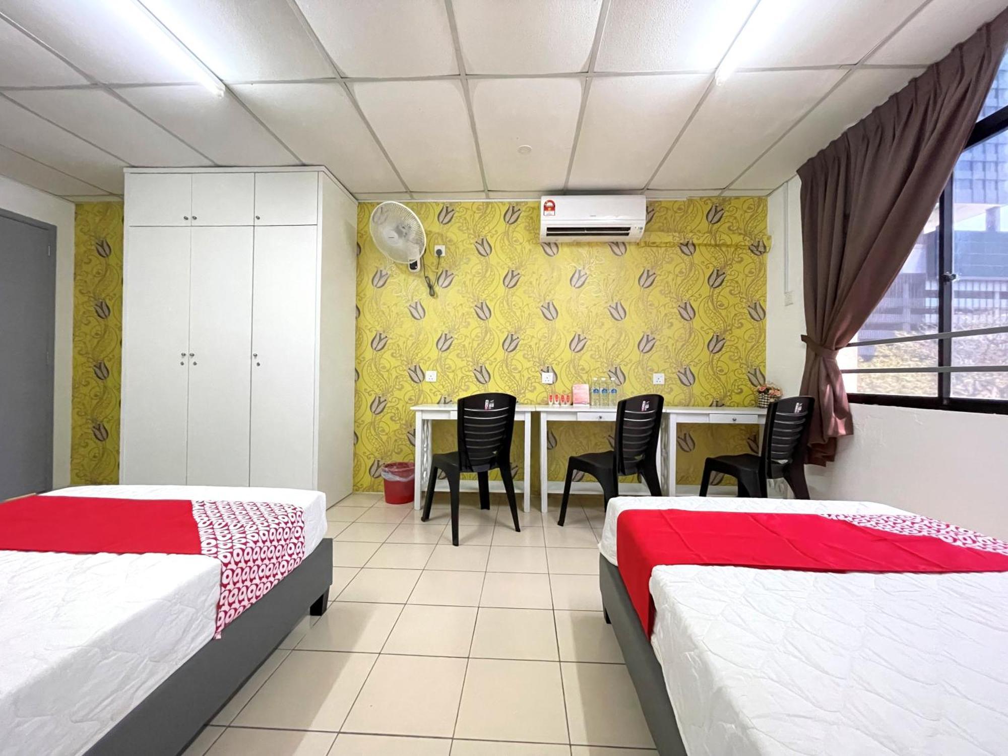 Oyo Home 90326 Wg Guest House George Town Ngoại thất bức ảnh