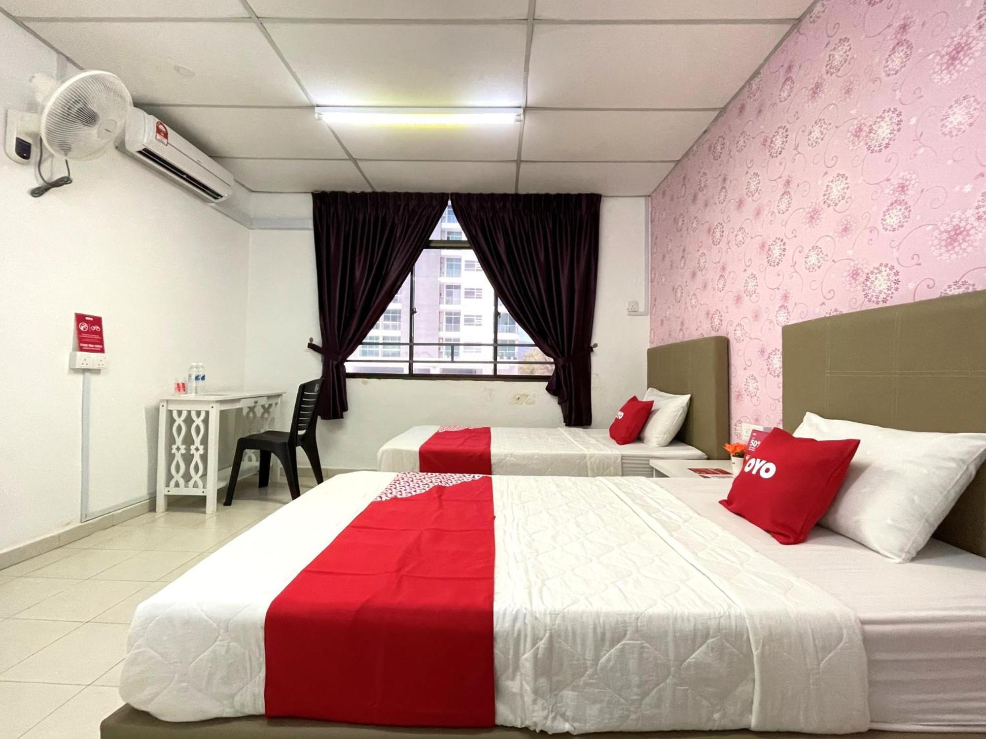 Oyo Home 90326 Wg Guest House George Town Ngoại thất bức ảnh