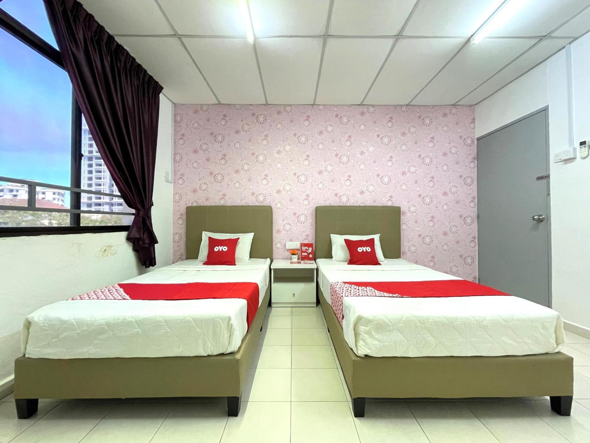 Oyo Home 90326 Wg Guest House George Town Ngoại thất bức ảnh