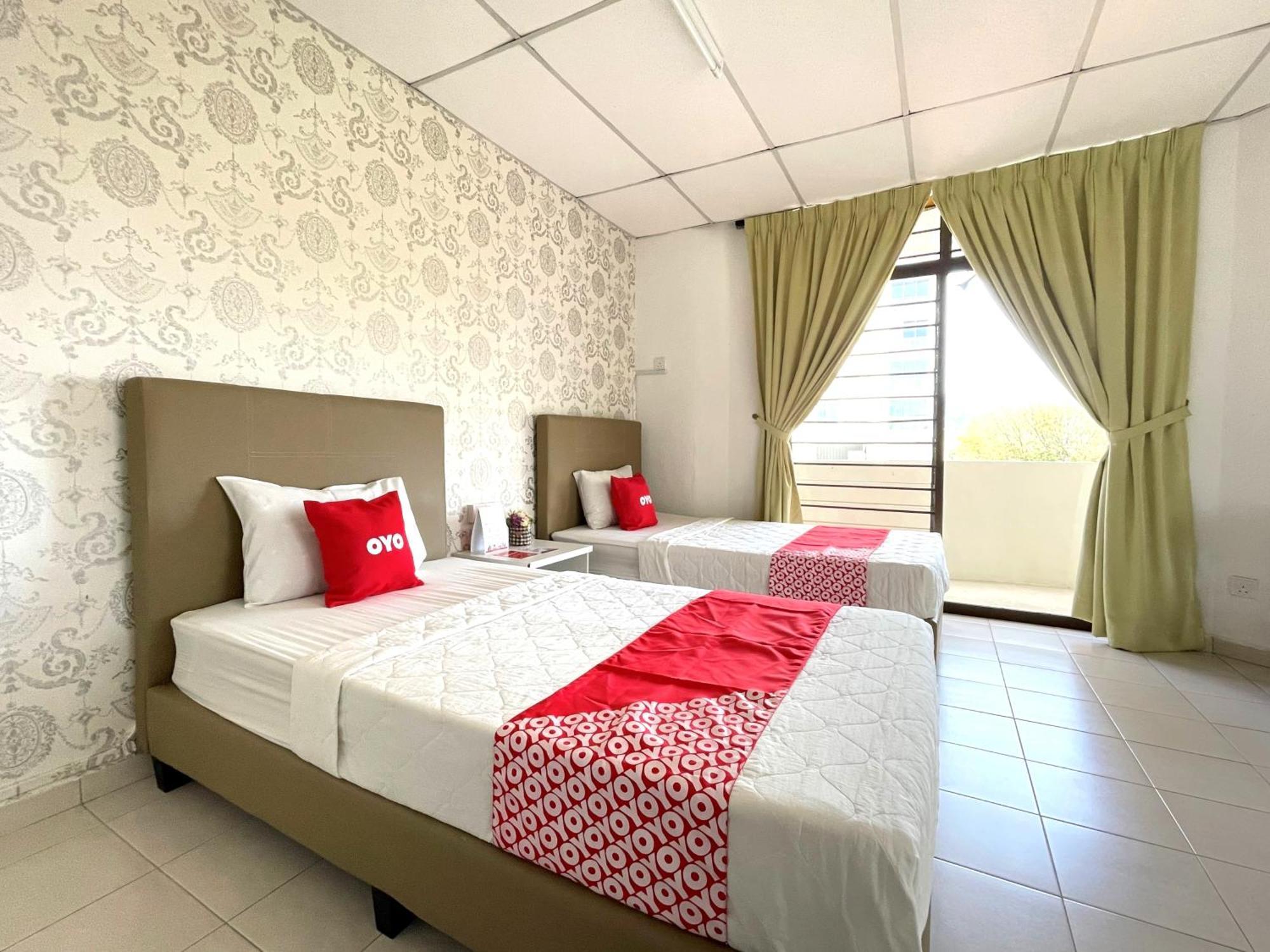 Oyo Home 90326 Wg Guest House George Town Ngoại thất bức ảnh